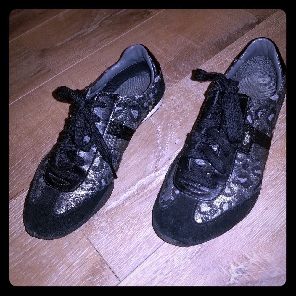 💝Coach 💝 gym shoes size 7.5